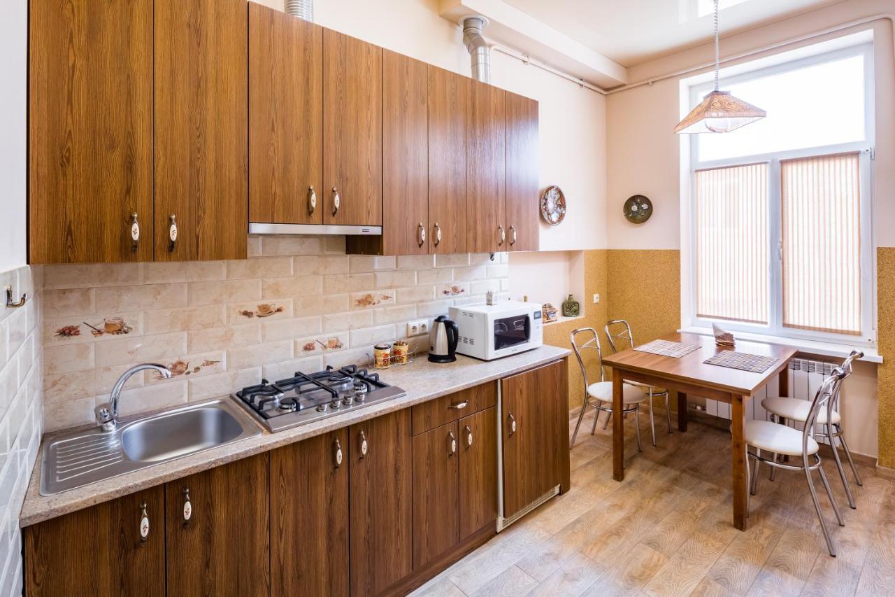 Apartment On Lesya Kurbasa 7 Lviv Luaran gambar